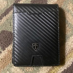 Carbon fiber wallet